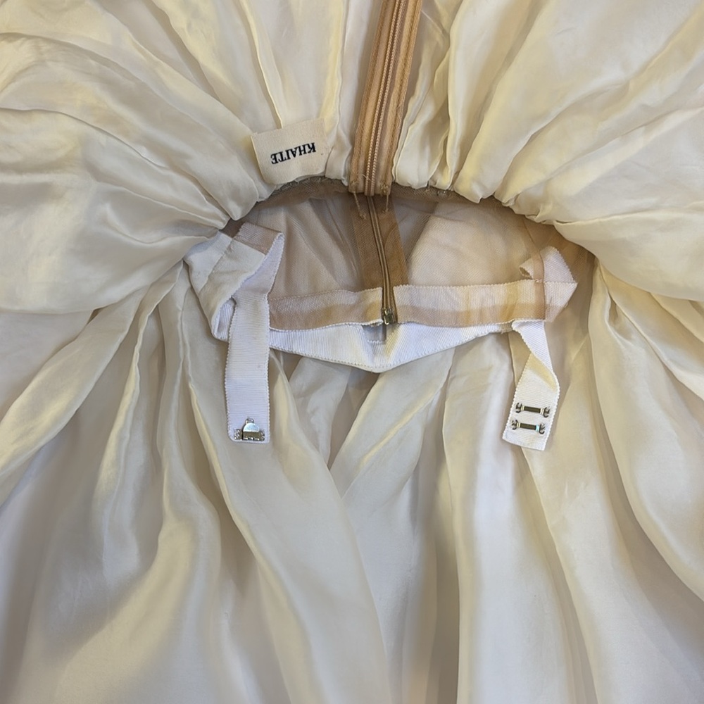 KHAITE Tracy Crystal Embellished Mini Ruched Cotton Dress In White - Picture 13 of 14